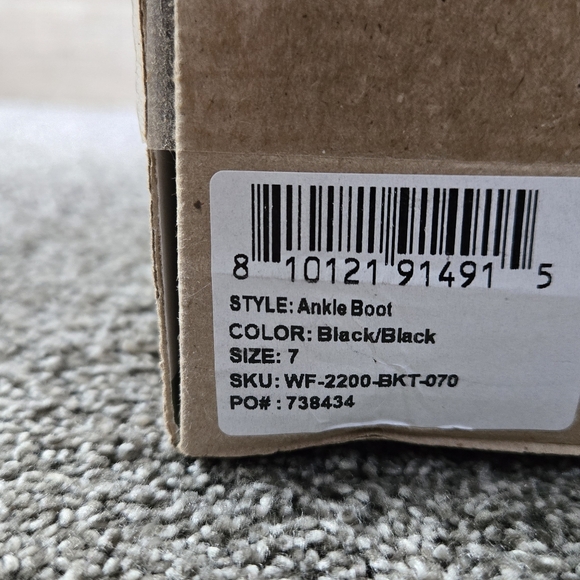 Nisolo Mia Everyday Ankle Bootie NEW size 7 - Picture 12 of 13